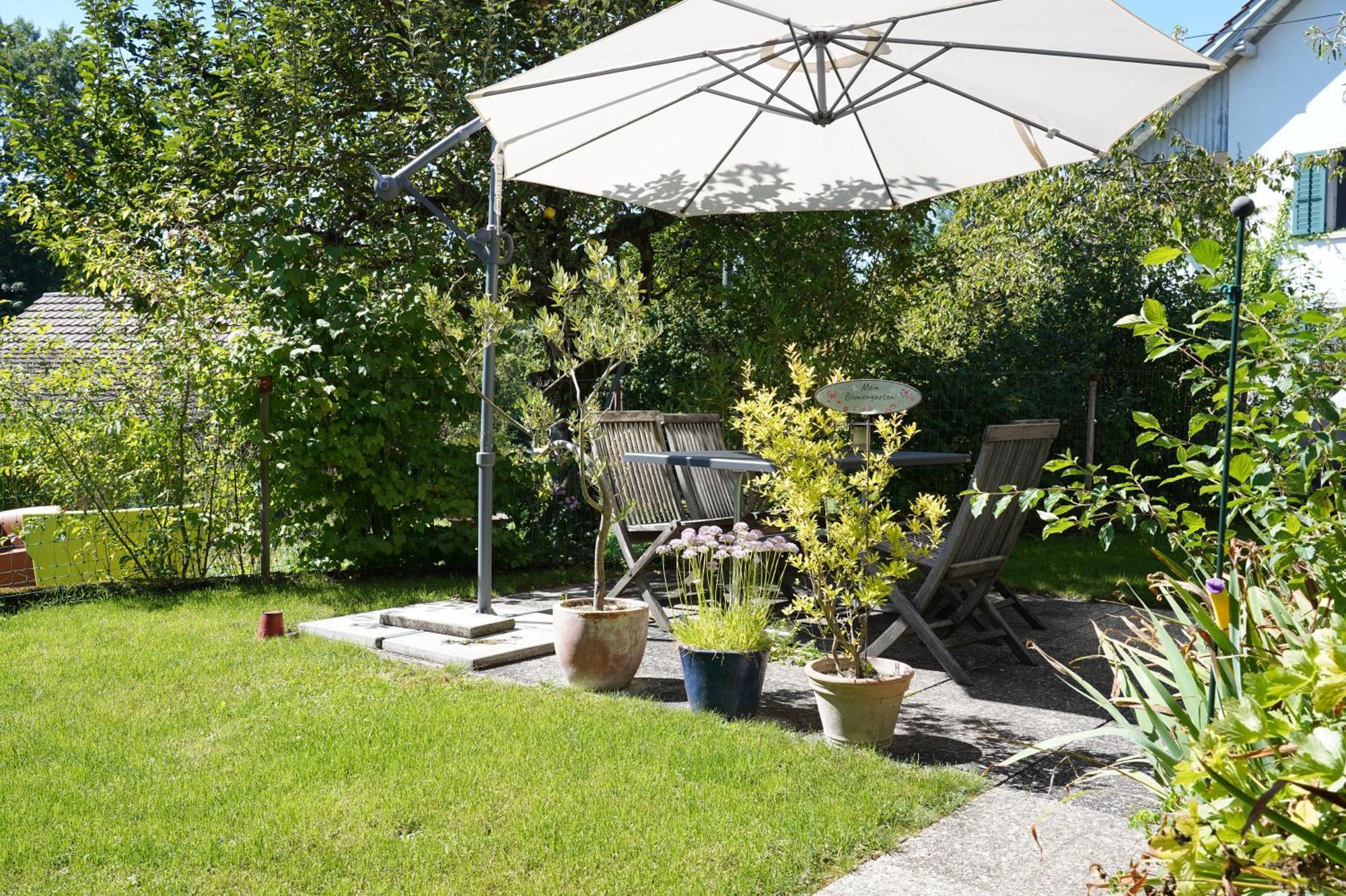Tiny House Chez Claudine - Relaxen, Workspace, Naehe Thermen, Netflix, Free Parking & Wifi Brugg  Exterior foto