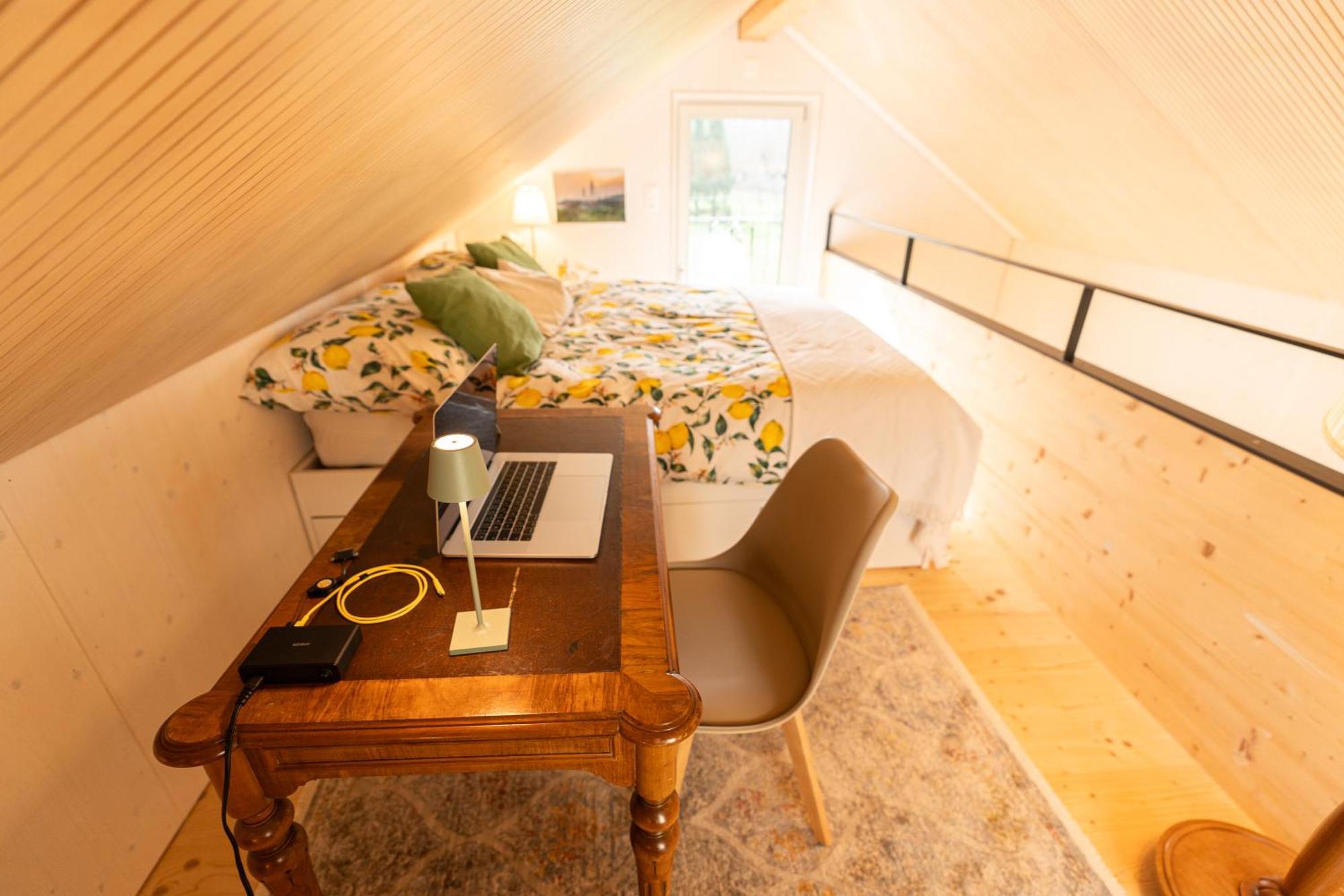 Tiny House Chez Claudine - Relaxen, Workspace, Naehe Thermen, Netflix, Free Parking & Wifi Brugg  Exterior foto